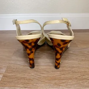 Rare Gucci Size 10 Patent Leather Leopard Peep-Toe Heels, Size 10B thumbnail 8
