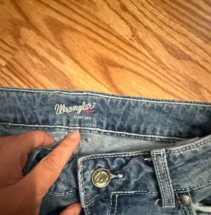 Wrangler Flare Leg Denim Jeans Light Wash Size 3/4 x 32 thumbnail 2