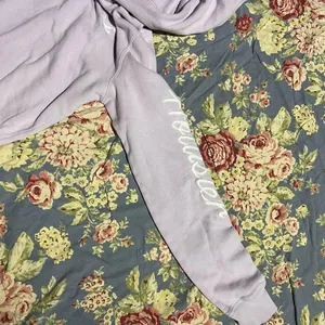 Hollister small light purple hoodie thumbnail 3