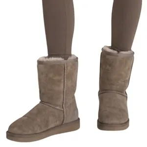UGG Classic Short II Boots Olive Green Suede Sheepskin Lining Womens 7‎ thumbnail 1