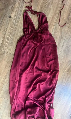 Elegant Burgundy Maxi Dress thumbnail 1