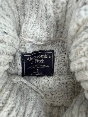 Abercrombie & Fitch Heather Light Gray Turtleneck Sweater thumbnail 2