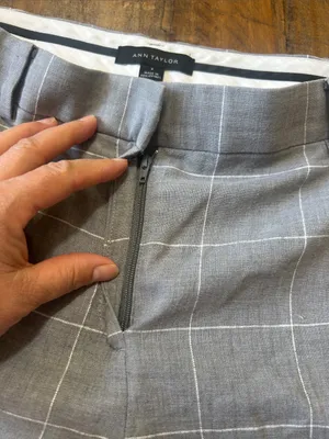 Ann Taylor Gray Windowpane Cropped Dress Pants thumbnail 6