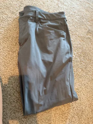 Men’s lululemon pants thumbnail 6