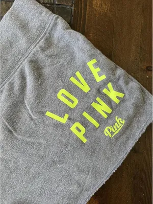 Vintage Y2K McBling Victoria’s Secret PINK Low-Rise Sweat Shorts size large 💚 thumbnail 2