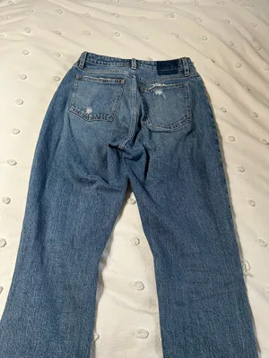 Abercrombie Curve Love Mom High Rise Jeans thumbnail 6
