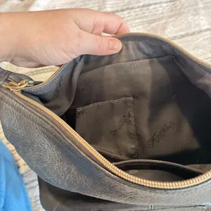 Pebbled Black Leather Fossil Shoulder Bag Great Condition Lovely And Soft thumbnail 10