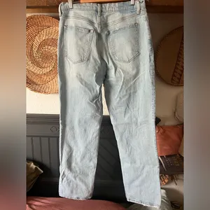 ABERCROMBIE & FITCH The 90s Straight Leg Ultra High Rise Seam Split Hem Jeans thumbnail 5
