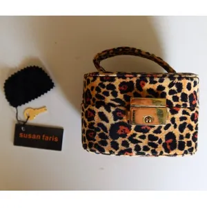 Susan Faris Animal Print Faux Fur Mirror Jewelry Case thumbnail 6