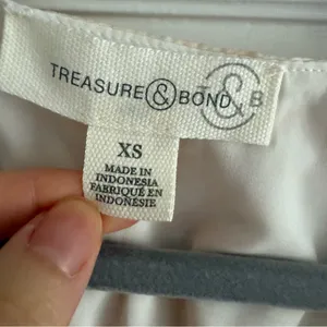 Treasure & Bond Cream and Beige Striped V Neck Front Tie Tank Top XSmall NWOT thumbnail 3