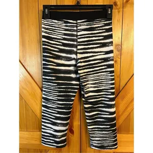Nike Pro Zebra Capri Pants Womens Size Small Black & White (0352) thumbnail 4