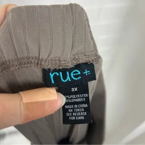 Rue 21 Plus Size Mocha Ribbed Knit Top & Pants Lounge Set Size 3X thumbnail 7