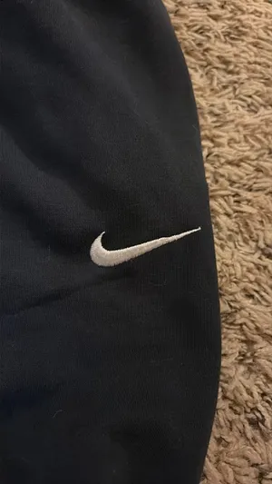 Nike Sweatpants thumbnail 4