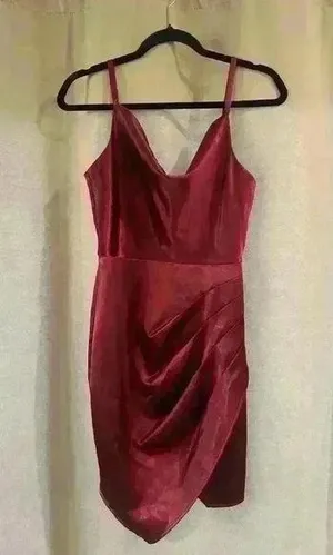 Juniors Burgundy I.N. San Francisco Dress thumbnail 1