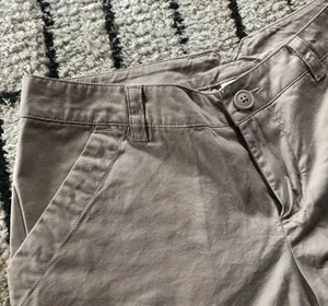 Columbia khaki shorts thumbnail 2