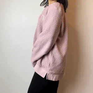 Calvin Klein Mauve Dusty Pink Logo Graphic Sherpa Pullover Crewneck Sweatshirt thumbnail 3
