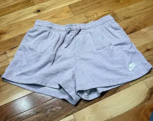 Comfortable Nike sweat shorts thumbnail 1