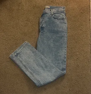 Abercrombie High Rise 90’s Straight Jeans thumbnail 5