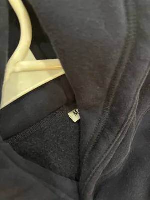 Amazon Hoodie thumbnail 3