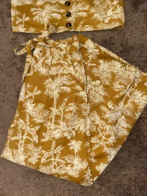 American Eagle mustard yellow palm leaf crop top & wide leg pants matching set thumbnail 2
