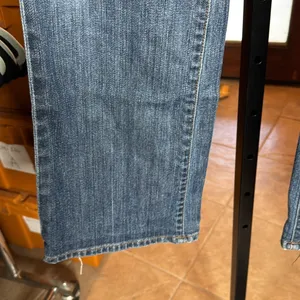 7 For All Mankind Bootcut Jeans Size 28 Distressed Low Rise Medium Wash Denim thumbnail 9