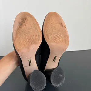 Louise et Cie Women's Jayant Black Leather Block Round Work Heel Pumps Size 6.5 thumbnail 9