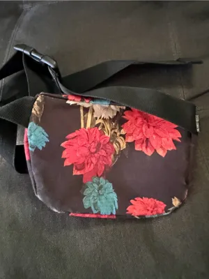 Herschel Supply Company Black Floral Mini Crossbody Fanny Bag thumbnail 2