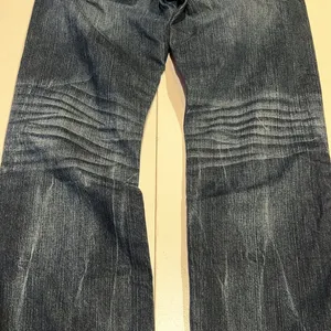 BKE Tyler straight women’s distressed jeans thumbnail 15