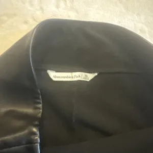 Abercrombie & Fitch Faux Leather Pants Size XL thumbnail 11