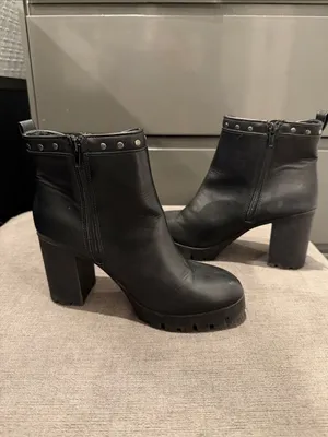 New Report Black Stud-Trim Chunky Heel Ankle Boots Size 8M thumbnail 4