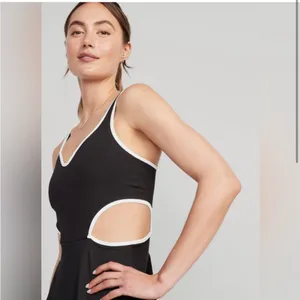 Old Navy Tennis Dress Stretch Powersoft Cutout Black White Mini Shorts XS thumbnail 5