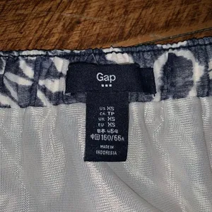 Gap blue and white beachy vacationcore XS elastic waist maxi skirt thumbnail 2