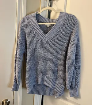 American Eagle Women’s Sweater thumbnail 1