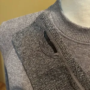 Gymshark Shirt Womens Medium Gray Seamless Crop Top Neutral Workout Athleisure‎ thumbnail 6