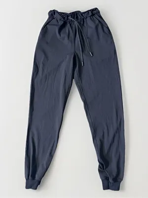 Lululemon‎ On the Fly Jogger *Luxtreme Black " W5CPJS Size 0 Travel Athletic thumbnail 4