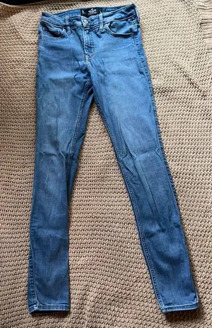 Hollister Jeans thumbnail 3