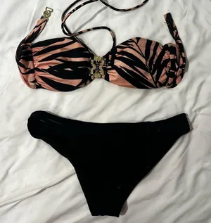 Victoria's Secret Pink and Black Bikini Set thumbnail 1
