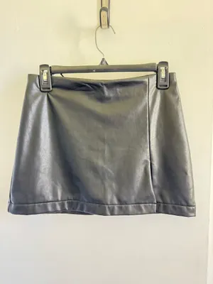 Sky to Moon Mini Skirt Black thumbnail 1