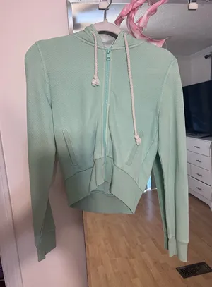 American Eagle Zip-Up thumbnail 1