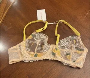 Hello LA Girl Bra Size M Size M thumbnail 1