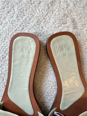 Zara Cream Croc Embossed Slide Sandals Size 39 / 8 thumbnail 4
