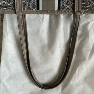 Tory Burch Gemini link large tote in grey coated canvas travel casual handbag thumbnail 6