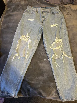 Aeropostale Ripped “Mom” Jeans thumbnail 1