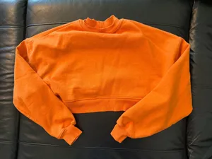 Sold out gymshark cropped crewneck thumbnail 7