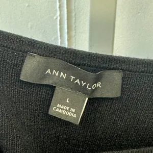 Ann Taylor Black Embroidered Sweater Tank Top Square Neck Knit Large Western thumbnail 5