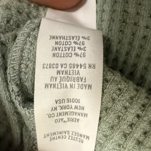 OFFLINE by Aerie Waffle Henley Top Large Sage‎ Green Cotton Thumbholes Oversized thumbnail 8