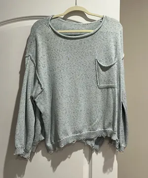 Blue sweater thumbnail 1