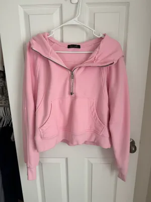 Pink hoodie Size undefined thumbnail 1