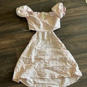 Emilia Linen Dress thumbnail 2
