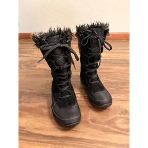 The North Face Nuptse Purna Black Faux Fur Primaloft Winter Boots Women 9 thumbnail 5